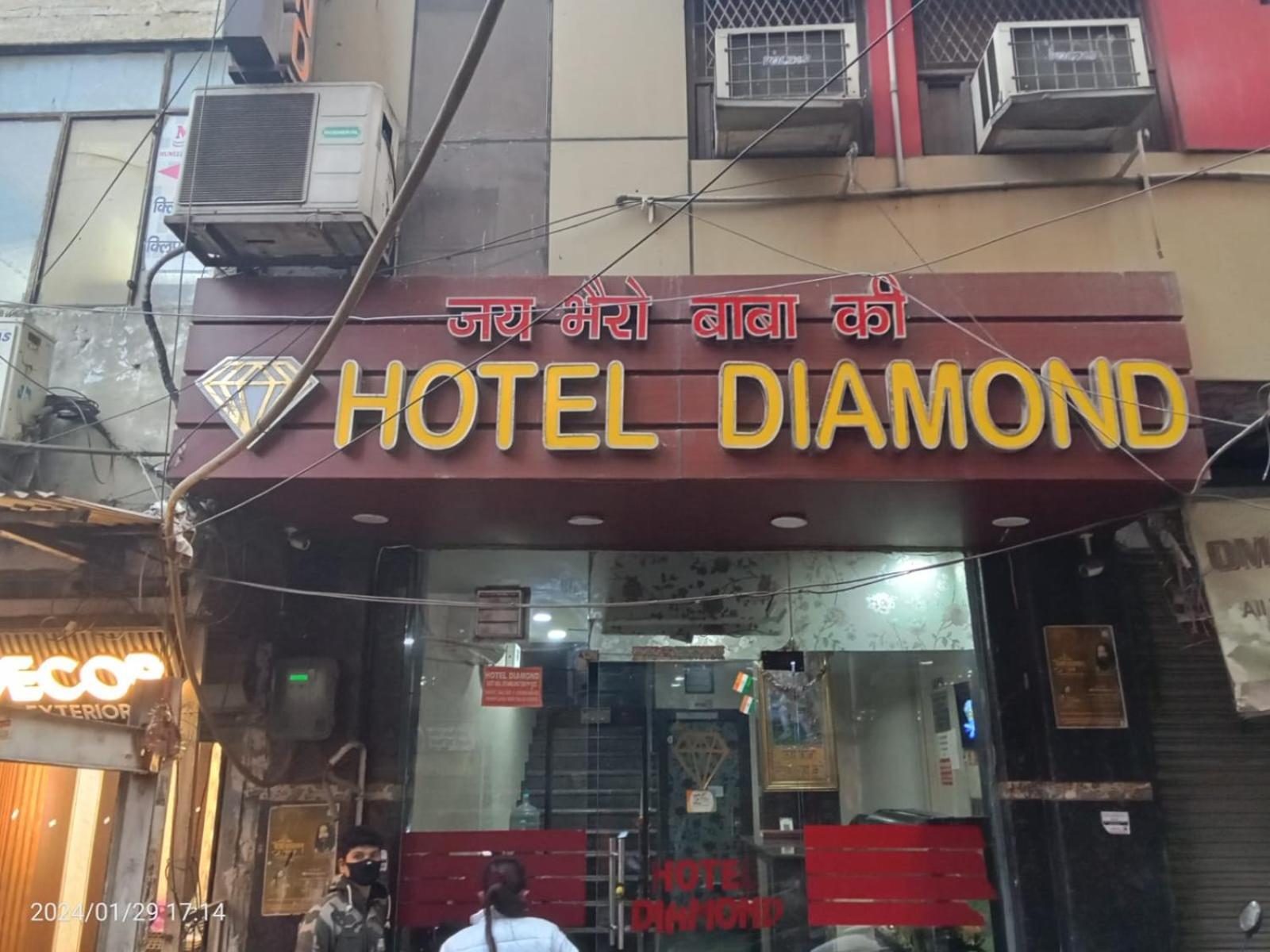 Hotel Diamond New Delhi Ngoại thất bức ảnh
